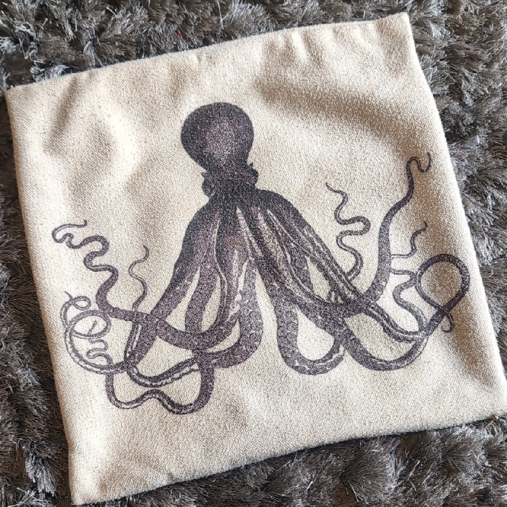 Octopus Print Burlap Throw Pillow Cover